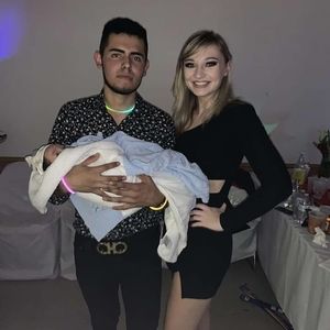 Meet your Posher, Aguilar